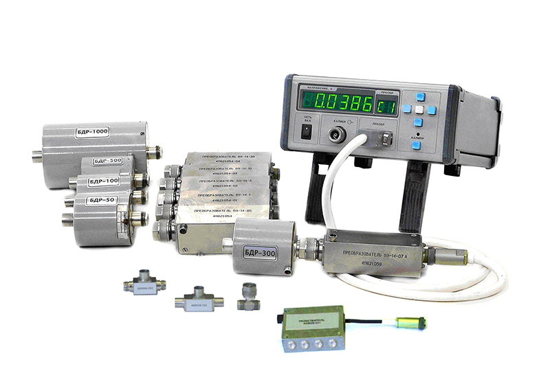 Устройством 14. Комплект преобразователей ПНТЭ-12. В 9-14 комплект преобразователей. Комплект напряжения. Измерительный комплект «преобразователь - дистанционный разделитель.